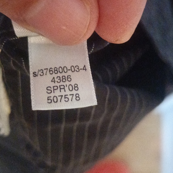 Men's Gap Long Sleeve Buttoned Fitted Shirt with 1 Chest Pocket - Picture 7 of 7